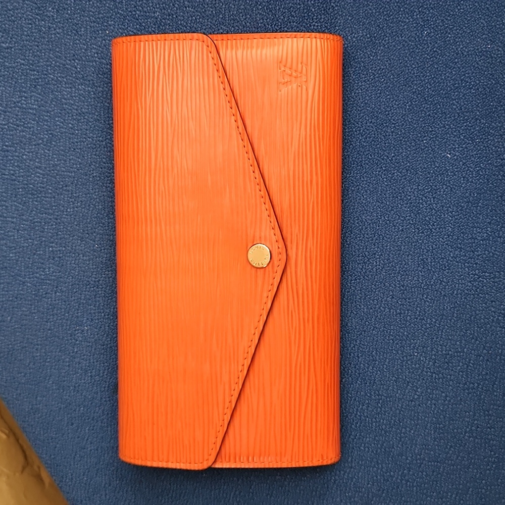 Louis Vuitton Long Wallet,Firm price
